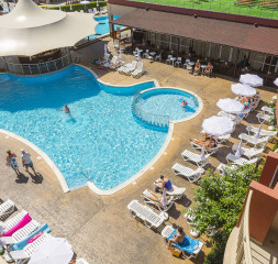 Pool_MPM_Hotel_Astoria_1.jpg