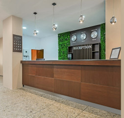 Reception.jpg
