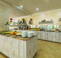 Restauranr_Buffet.jpg