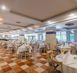 Restaurant.jpeg