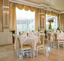 Restaurant.jpg