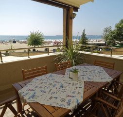 Restaurant_1.jpg