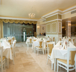 Restaurant_1.jpg