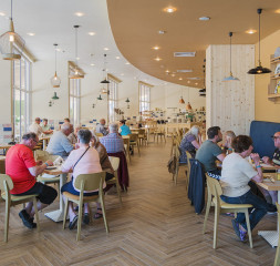 Restaurant_1.jpg