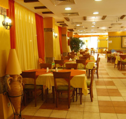 Restaurant_1.jpg