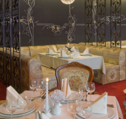 Restaurant_1.jpg