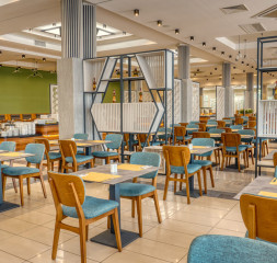 Restaurant_1.jpg