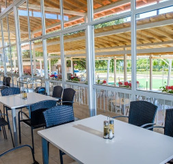 Restaurant_1.jpg