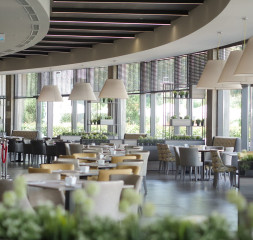 Restaurant.jpg