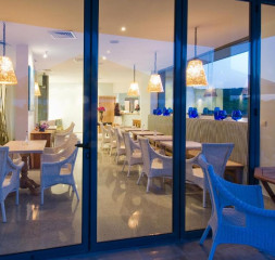 Restaurant_2.jpg