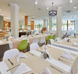 Restaurant_2.jpg