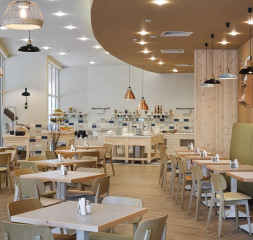 Restaurant_2.jpg