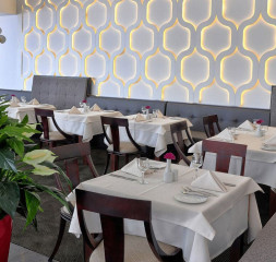 Restaurant_2.jpg