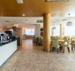 Restaurant.jpg
