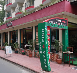 Restaurant_3.jpg