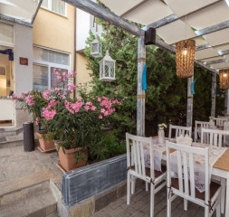 Restaurant_3.jpg
