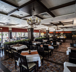 Restaurant_3.jpg