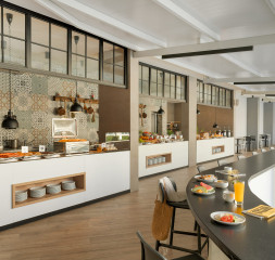 Restaurant_3.jpg