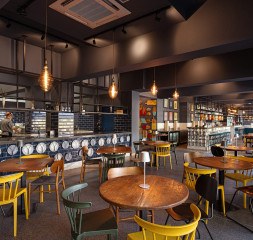 Restaurant_3.jpg