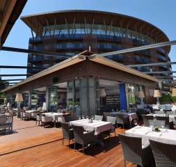 Restaurant_3.jpg