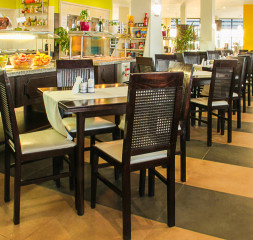 Restaurant_3.jpg