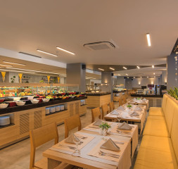 Restaurant_3.jpg