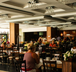 Restaurant_3.jpg