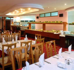 Restaurant_3.jpg