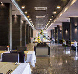 Restaurant.jpg