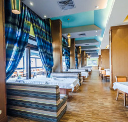 Restaurant_4.jpg