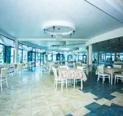 Restaurant_4.jpg