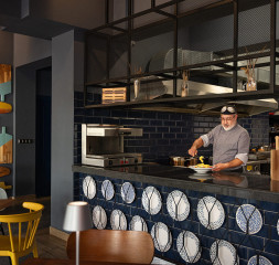 Restaurant_4.jpg
