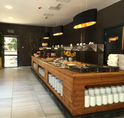 Restaurant_4.jpg