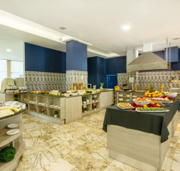 Restaurant_4.jpg