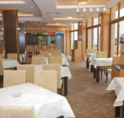 Restaurant.jpg