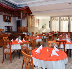 Restaurant_5.jpg