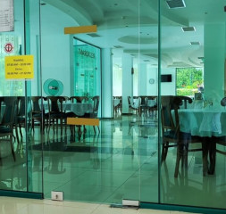 Restaurant_5.jpg