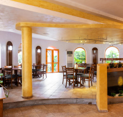 Restaurant.jpg