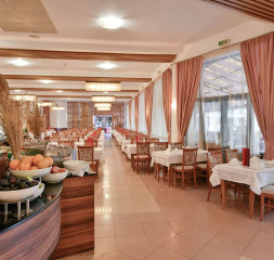 Restaurant_6.jpg