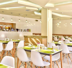 Restaurant.jpg