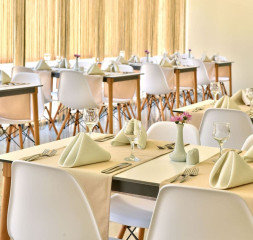 Restaurant_7.jpg