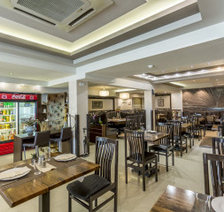 Restaurant_7.jpg