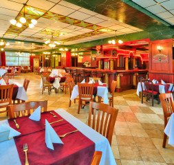 Restaurant_9.jpg