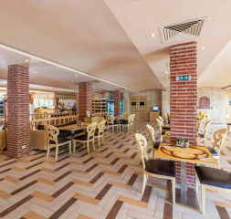 Restaurant_A_La_Cart_4.jpg