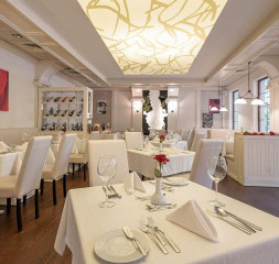Restaurant_A_La_Carte_Italian_7.jpg