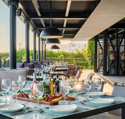 Restaurant_A_La_Carte_Le_Petit_2.jpg