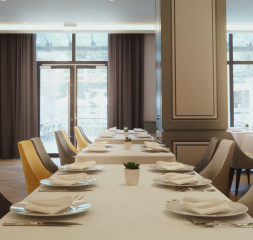 Restaurant_Azzaro.jpg