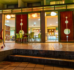 Restaurant_Bistro.jpg