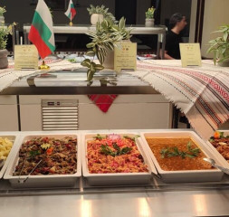Restaurant_Buffet.jpg