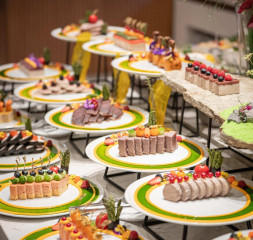 Restaurant_Buffet_10.jpg